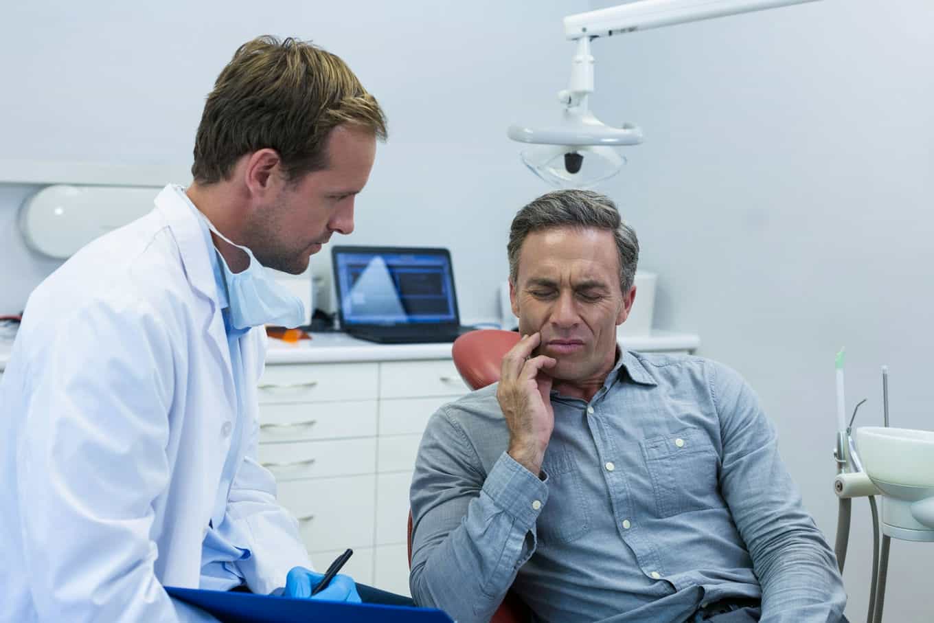 Dentysta nocny w Gdańsku Jelitkowie: kiedy przyjmie i jak się przygotować?